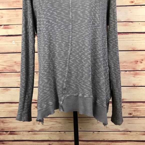 Left of Center for Anthro Distressed Henley Tee - Picture 4 of 7